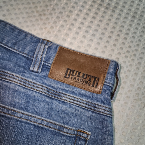 DULUTH TRADING EUC MENS SZ 36 x 30 DENIM BALL ROOM JEANS - Picture 8 of 9